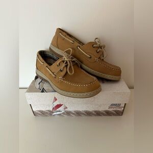 New G.H. Bass & Co. Boaters Landing Sand